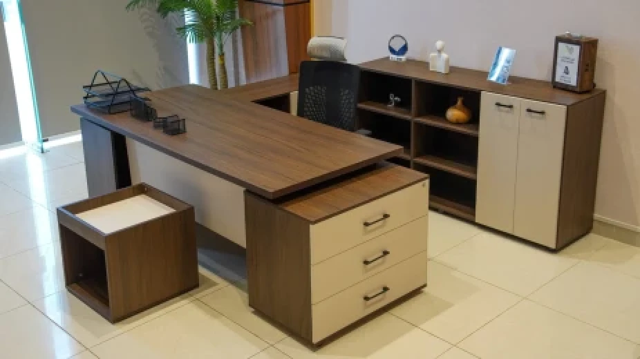 مكتب اداري خشبي